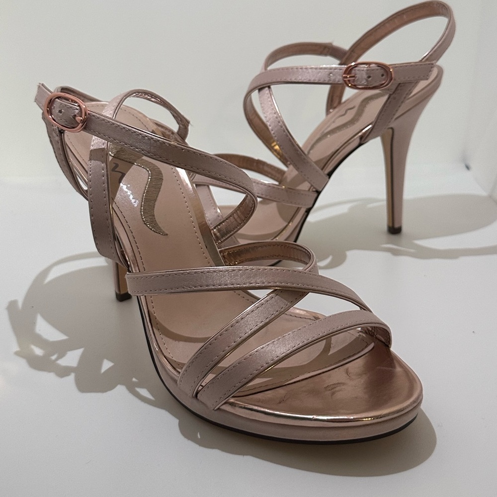 Sexy, strappy, lady’s heels - Rose Gold - Like New